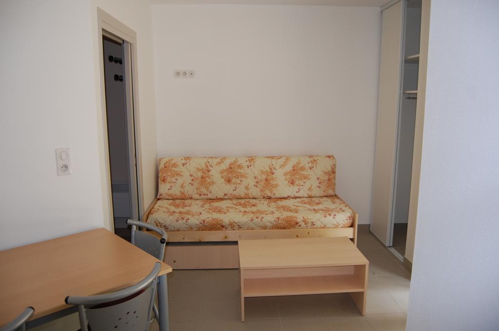 Village Vacances La Riviera Limousine By Popinns Altillac Room photo